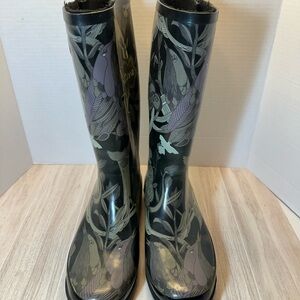 The Sak Black and Gray Winter Rain Boots